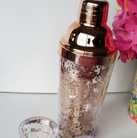 Party Girl 6 Piece Set w/Headphones - Picture 5 of 11